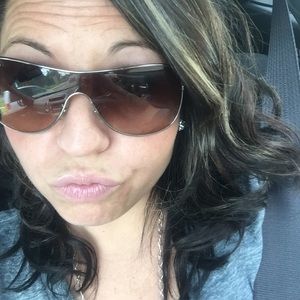 Meet your Posher, Brooke